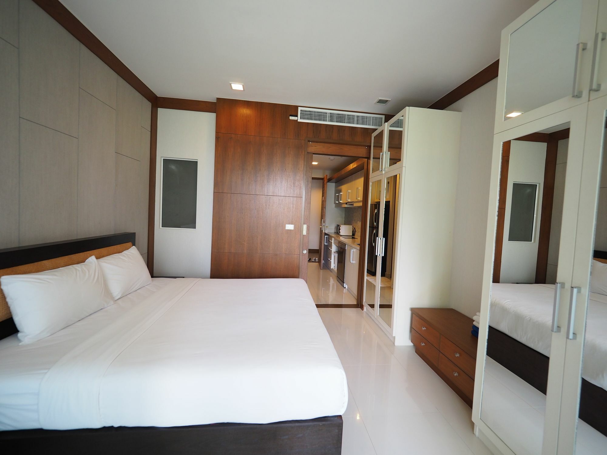 Q Conzept Condominium Karon Exterior foto