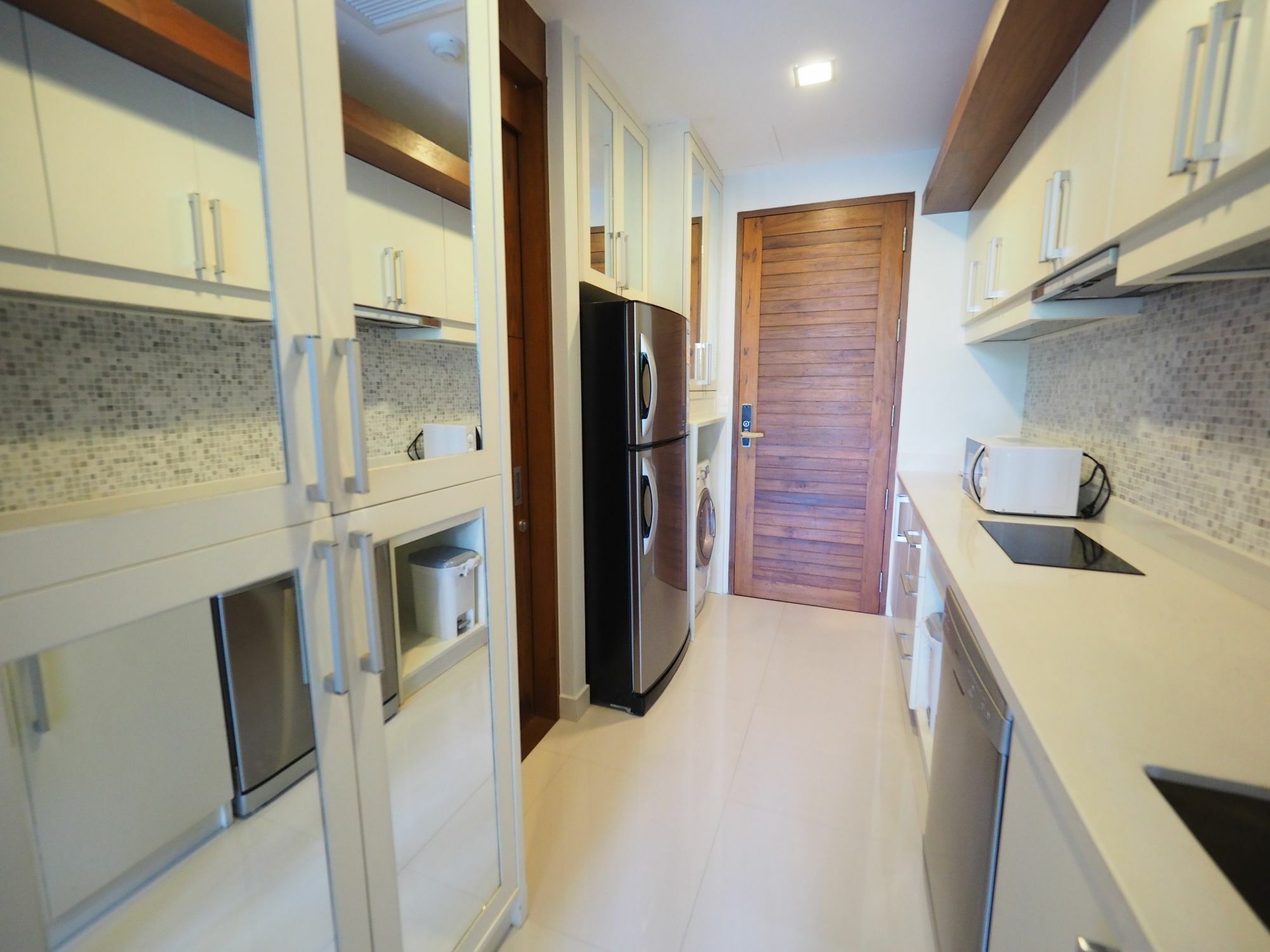 Q Conzept Condominium Karon Exterior foto